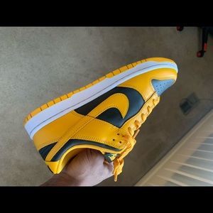 Nike Dunk Low “Goldenrod”